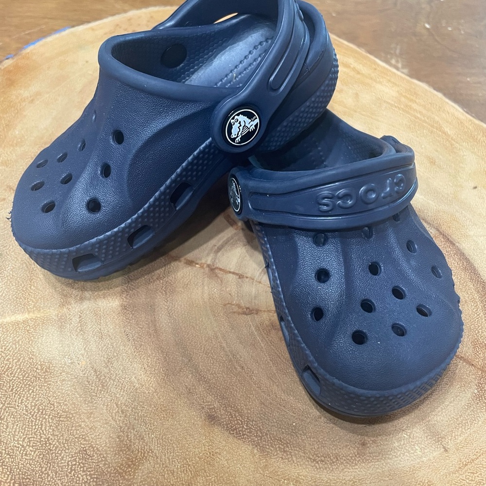 Crocs Navy Blue